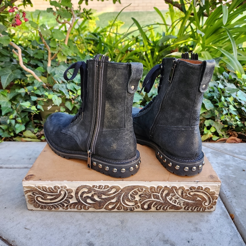Edgy Steve Madden Studded Lug Sole Weathered Leather Combat Boots - Picture 8 of 11